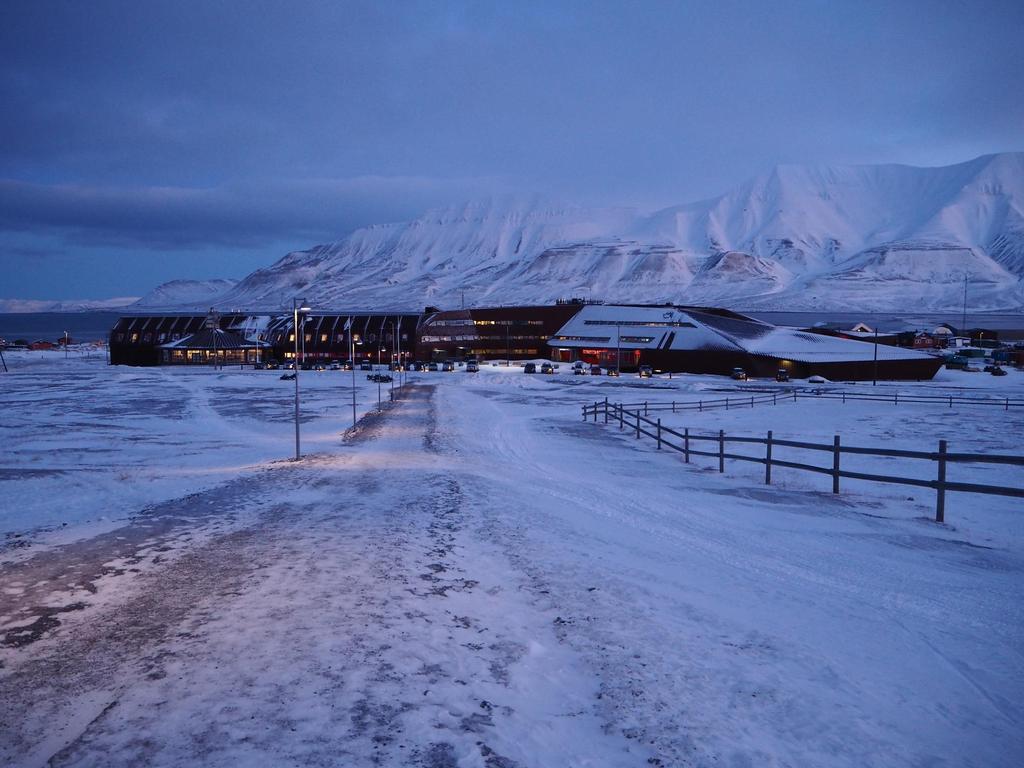 Innspill til utvikling av strategi for forskning og høyere utdanning på Svalbard
