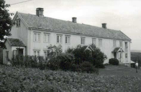 3 RESULTAT Våningshuset på Rygvold var erstattet av nytt hus ved registreringen i 1986 og det var planer om å bruke