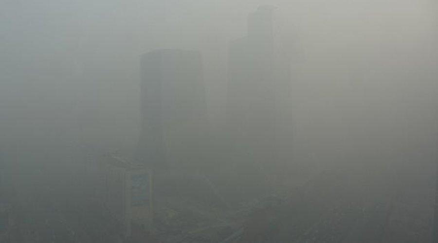 A general view of the CCTV towers, headquarters of China Central Television, in Beijing on January 12, 2013 Illustrasjon av redusert