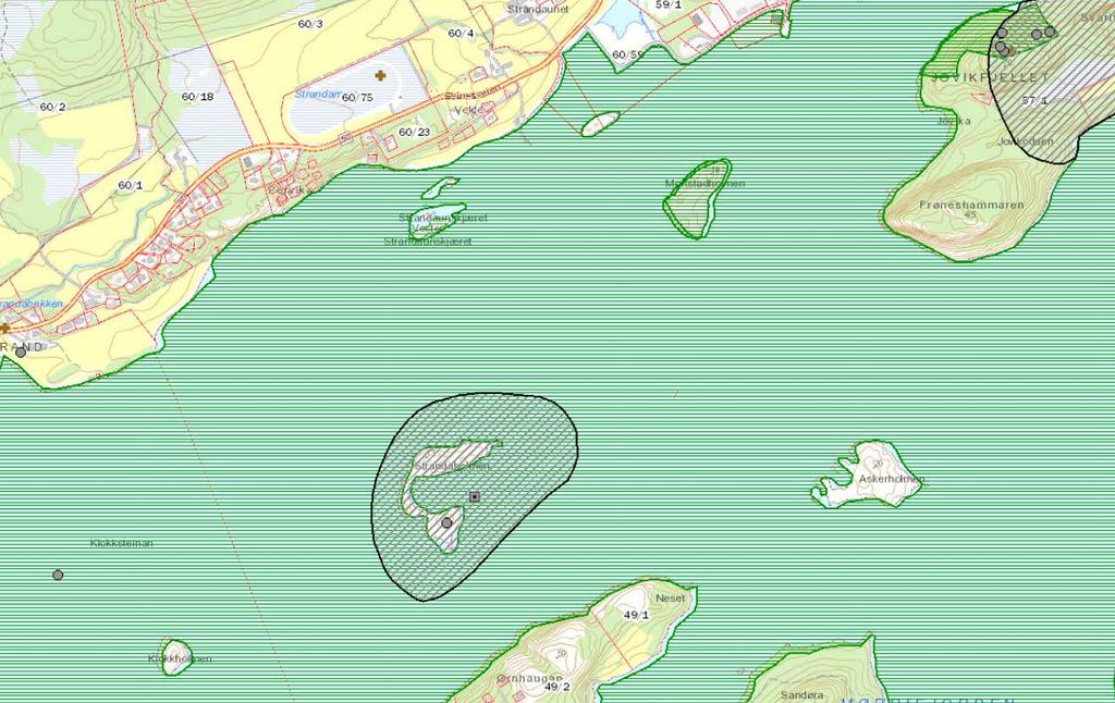 Det er også registrert hekkeområde for fiskemåke, ærfugl og hettemåke ved Strandaholmen, ca. 500 meter fra dumpeområdet. Se Figur 12 for oversikt over naturverdier registrert i Naturbase.