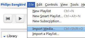 går du til File (Fil) > Import Media (Importer medier) for å velge mapper på PCen. Mediefiler legges til under Library (Bibliotek).