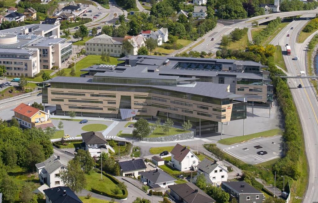 Ålesund NMK 2 Nytt bygg for Norsk maritimt kompetansesenter II 2 000 NTNU arealer av 15 000 m2 Eier: NMK 2 Eiendom