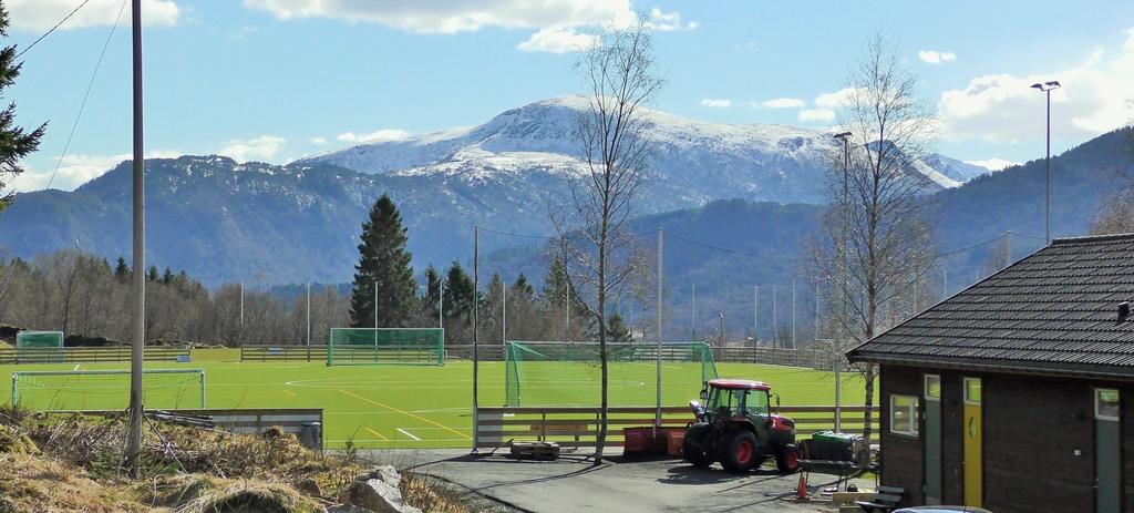 fotballklubb og flerbrukshuset