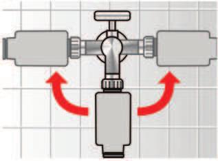 *Best. nr. se ovenfor Lengden på slanger og ledninger Aqua-Stop avhengig av modell Aqua-Secure Vanninnløp avhengig av modell 2. Alle 4 skruene på transportsikringen løsnes og fjernes.