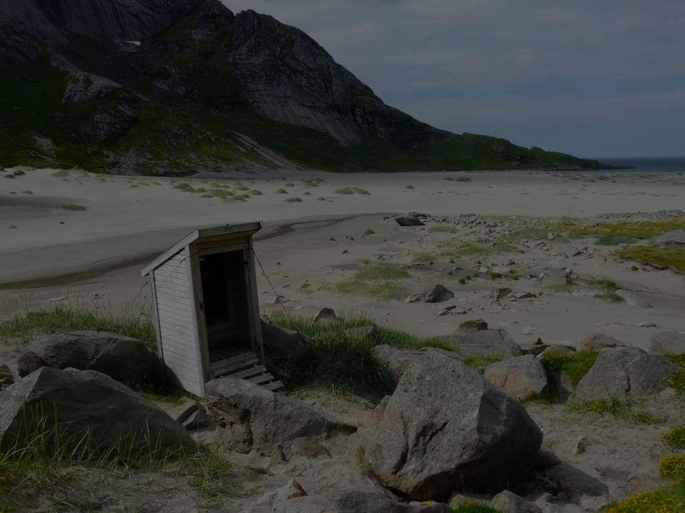 Vernebestemmelser ( 3) - landskap Det kan gis tillatelse til: Ombygging og mindre utvidelse av bygninger. Oppføring av uthus/utedo. Gjenoppføring av bygninger etter brann el. naturskade.