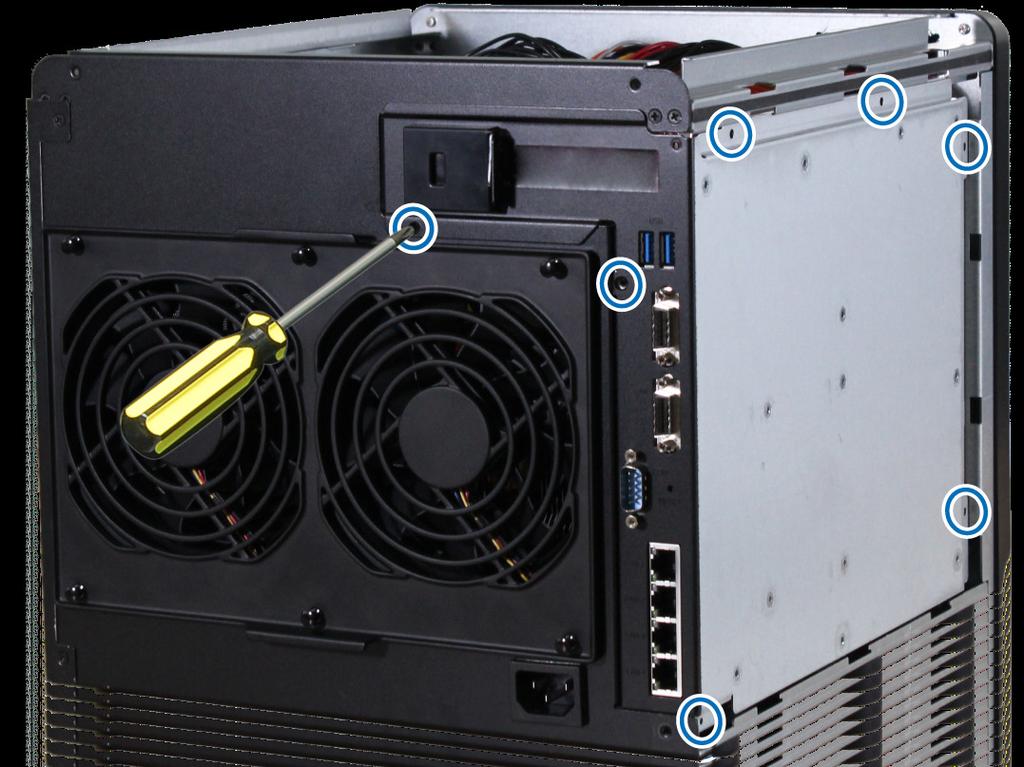 Legg en RAM-modul til DiskStation Den valgfrie Synology DDR3 RAM-modulen er konstruert for DiskStation-minneutvidelse.