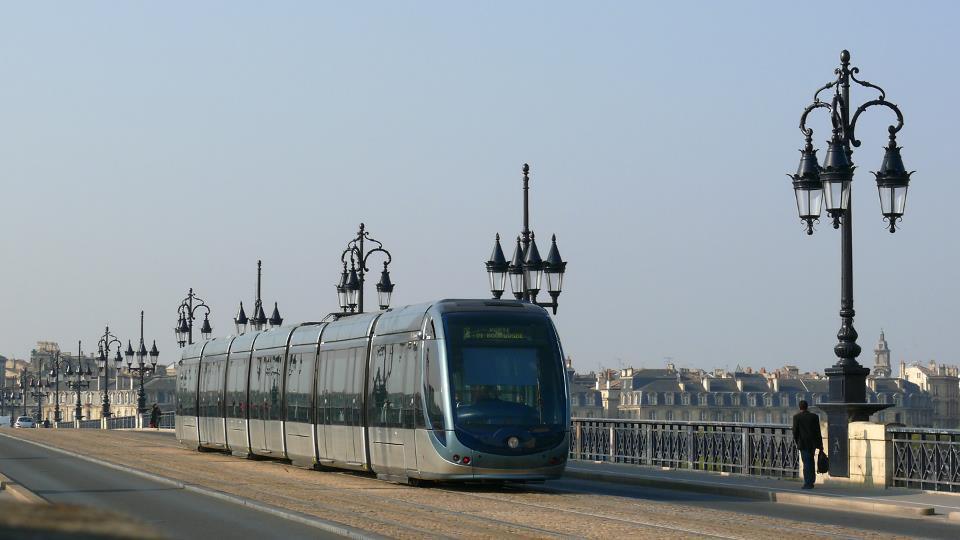 Tramway de Bordeaux Krav om