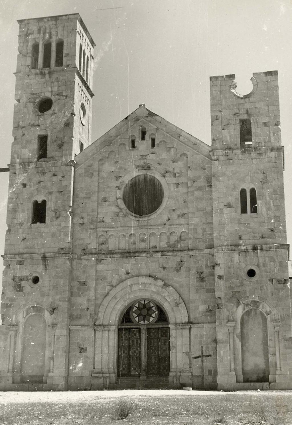 Oštećena širokobriješka crkva (Zavod za zaštitu
