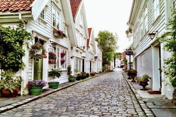 Målet for arbeidet er å bli bedre kjent med Stavanger by og Stavangers historie.