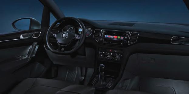 Du kan velge mellom innstillingene NORMAL, SPORT og COMFORT ved å trykke på de respektive tastene. O 01 07 Med Car-Net Guide & Inform³ blir din Volkswagen til et mobilt nettverk.