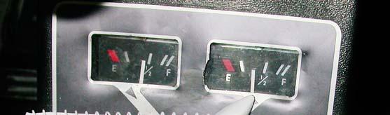 Som en følge av at sjekklisten for landing ikke ble fullstendig utført, skiftet ikke fartøysjefen drivstoffvelger fra høyre til venstre tank (venstre indikerte mest drivstoff, se foto nr. 3).