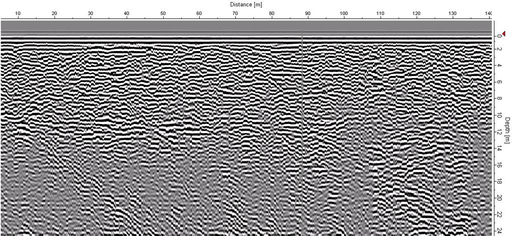 9 Radarprofil P7: 0-140m Steinig grus/sand Sand/grus, skrålag Radarprofil P8: 0-140m Steinig grus/sand Sand/grus,