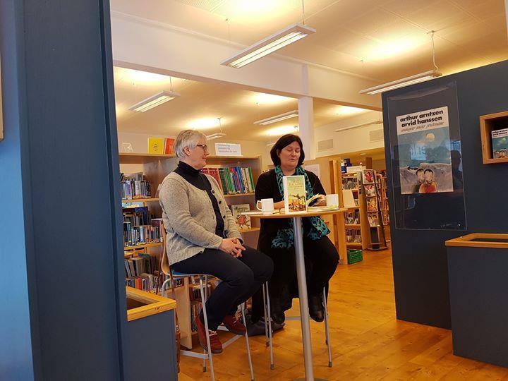 Rollemønster, sjølrealisering og økonomiske trange kår var noen av temaene som ble diskutert med utgangspunkt i romanene til Baugstø.