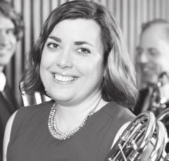 Clare Farr har også vikariert jevnlig i orkester og ensemble både i inn- og utland. Hun var i tillegg daglig leder i Ungdomssymfonikerne fra 2006-2012.