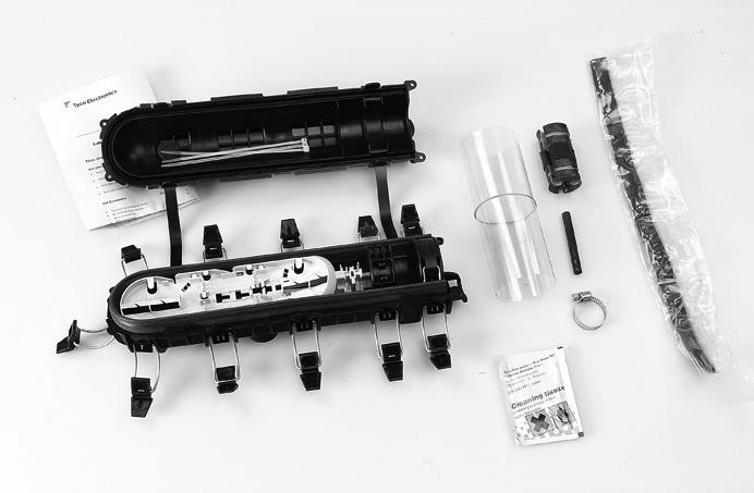 2 Kit innhold 3 Installasjon Fiberen føres opp og skjøtes med SMOUV på forsiden av skjøtebrettet. Kobbertrådene skjøtes med Tel-splice på baksiden. 3.1 Klargjøring av hybridkabler Fra - Til Strippelengde Lengde 3 omganger (mm) 1 omgang (mm) M1 - S1 M2 - S2 M1 - S4 M2 - S3 1460 1660 380 Skjøteenhet.