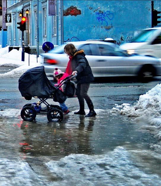 Drift og vedlikehold Ny standard for vinterdrift av gang- og sykkelanlegg (R610) Gang og sykkelveier skal være framkommelige