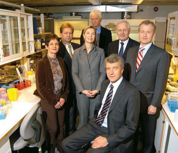 Styret i Biotec Pharmacon ASA. Sittende foran: Stein Holst Annexstad. Stående fra venstre: Anne B.