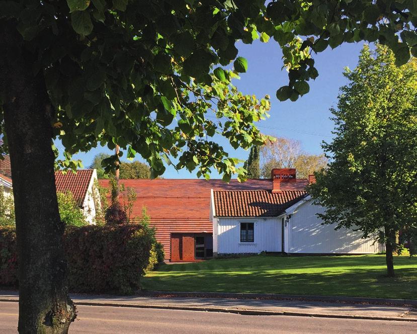 Olavs hall sett fra parken mellom Kirkegata og Vollgata OLAVS HALL Borgarsyssel Museum, Sarpsborg ERIK MØLLER ARKITEKTER / KPF ARKITEKTER Tekst: Thomas Knudsen, Erik Møller Arkitekter.