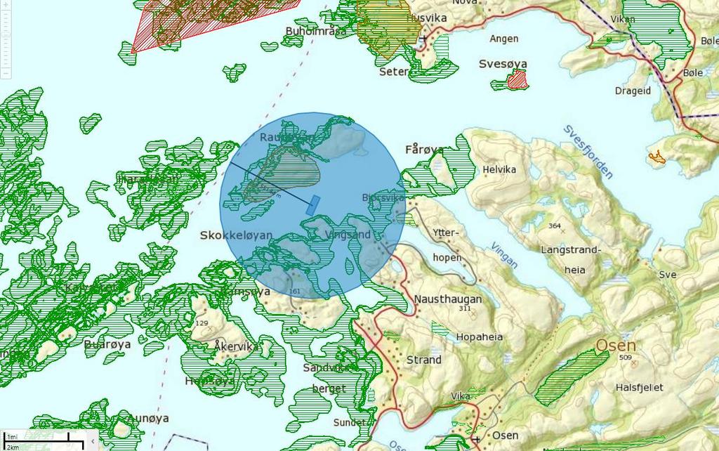 Figur 10: Oversikt over naturtyper som ligger rundt lokaliteten. Rødt skraverte områder indikerer vernede eller fredede områder.