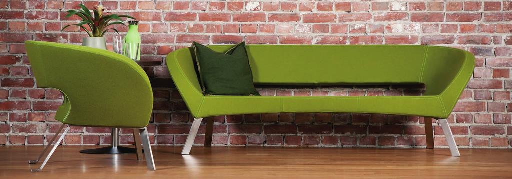 Moderne Lyon Lyon er et noe kraftigere, men like fullt svært stilsikkert møbel, tilgjengelig både som stol eller sofa med plass for 3 personer.