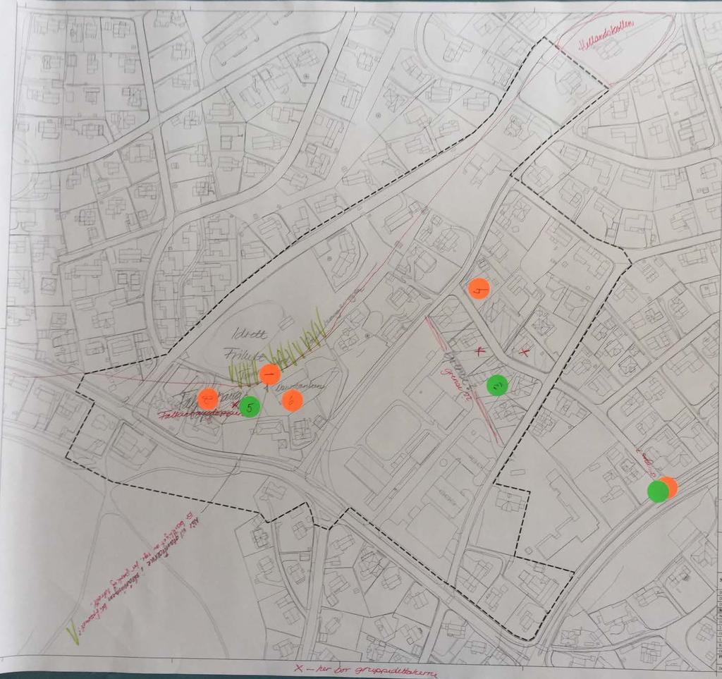 Innspill gruppe 4 1. Den gamle Kongevegen fra Odden til Stavsberg Når vil grantrærne i skråningen bli fjernet? Er besiktiget av representanter fra Plan og Idrett. 2.