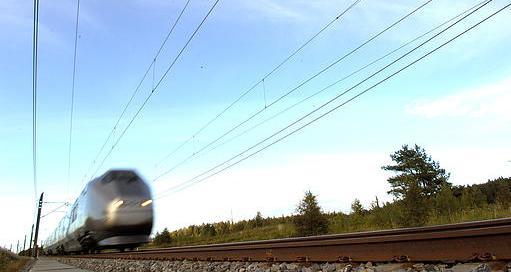 Fremtidsbilde 2040 Jernbanen er den transportmåten i Norge som både passasjerer og godskunder foretrekker å bruke. I hele perioden fram til 2040 har jernbanen økt sin markedsandel.