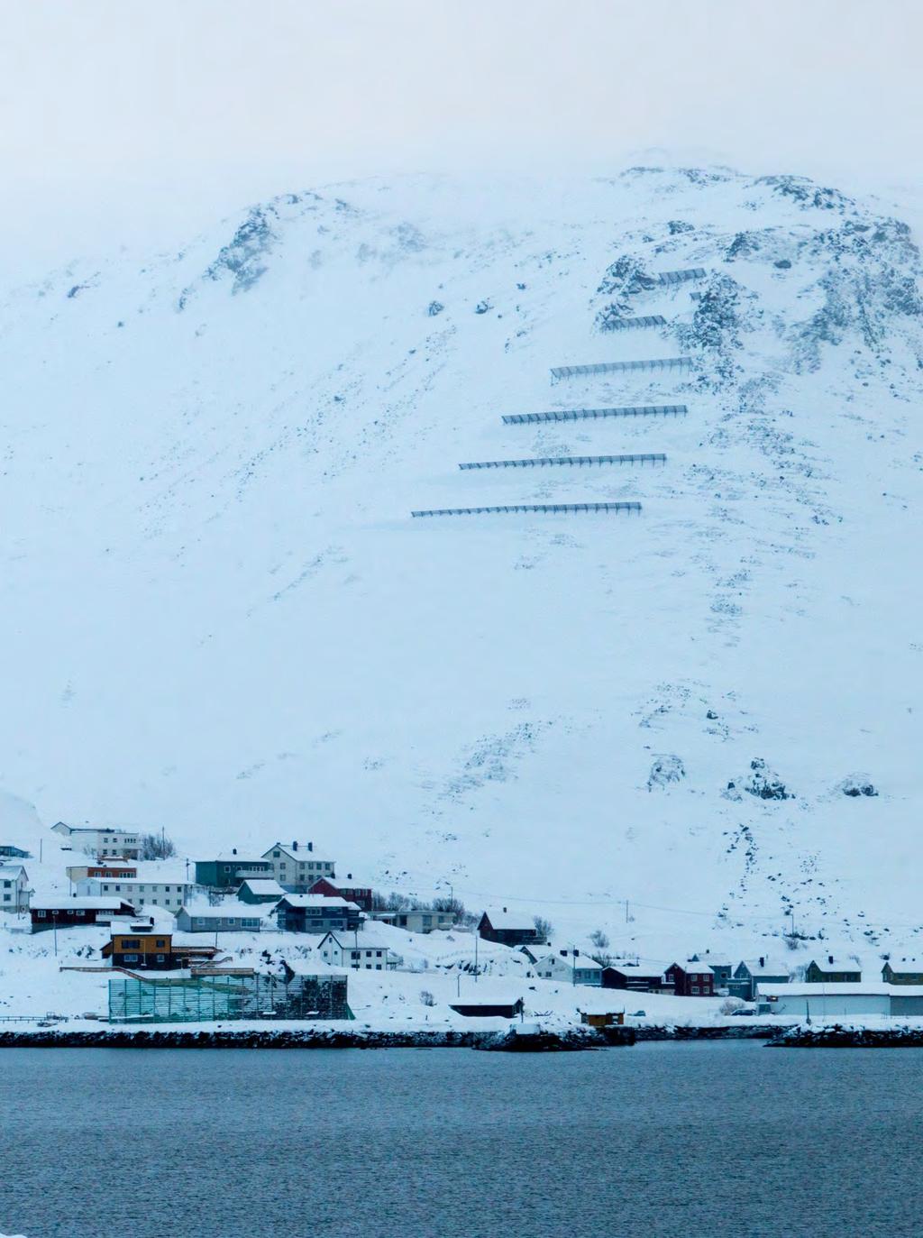 Enda vanskeligere å avblåse skredfaren Opptakten til trekantsamarbeidet om snøskredvarsling mellom nordnorske kommuner, Vervarslinga for Nord-Norge og NGI fant sted vinteren for 20 år siden.