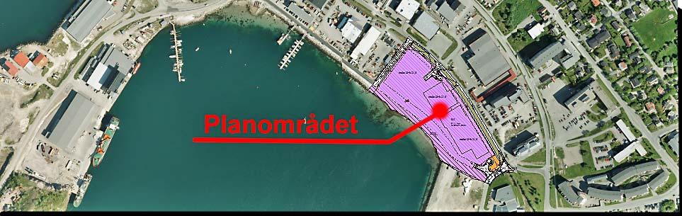 Planområdet. Planområdet befinner seg ca. 1 km nord for Bodø Jernbanestasjon, mellom Dreyfushammarn og sjøen og omfatter eiendommene gnr. 138 bnr. 4475 og 4624 og del av gnr. 138 bnr. 4625.