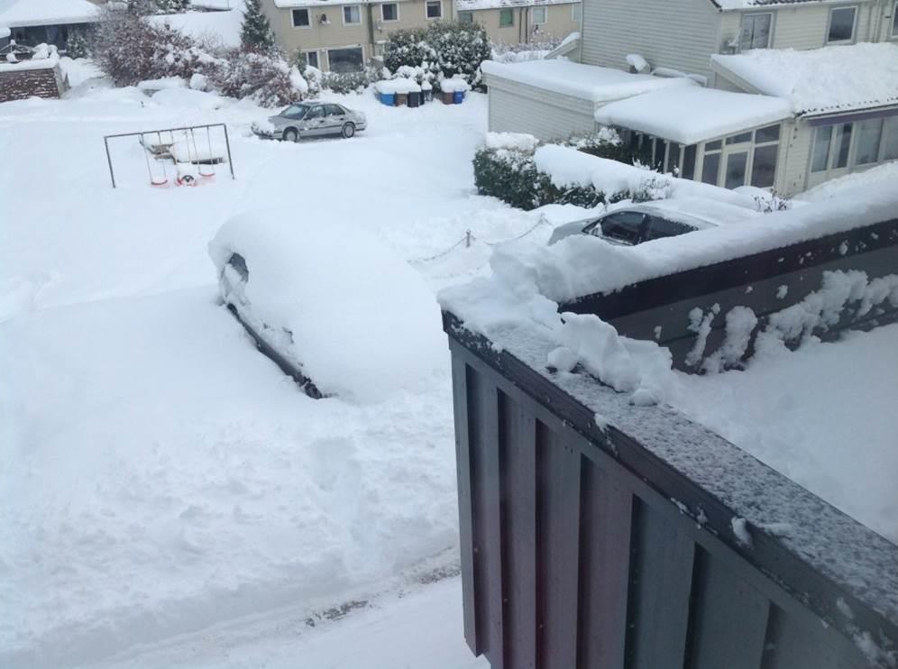 Snøkaos 13. desember 2012 Meldt om mye snøfall før helgen Bydrift og bymiljø samlet seg til krisemøte fredag ettermiddag.