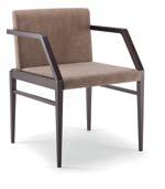 Nett, moderne og produsert med synlige skjøter som utgjør en karakteristisk flott stol.