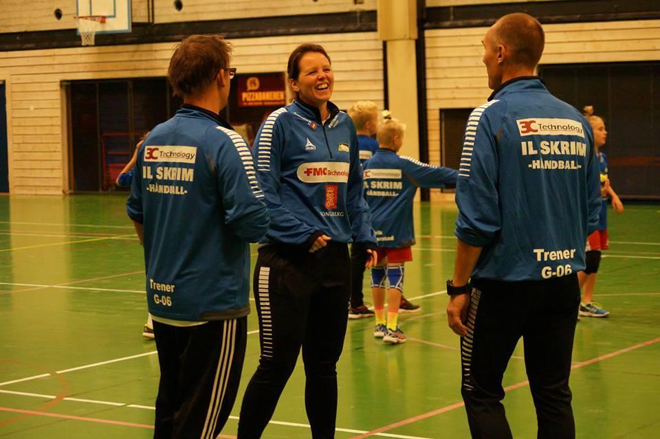 Guttene har det gøy med idretten sin, og viser stor glede ved å spille håndball. Mhv Trenere Bjørnar Garaas og Jørn Bolstad Lagledere Magne Roland og Linda Larsen G 06 G06 har i dag 18 spillere.