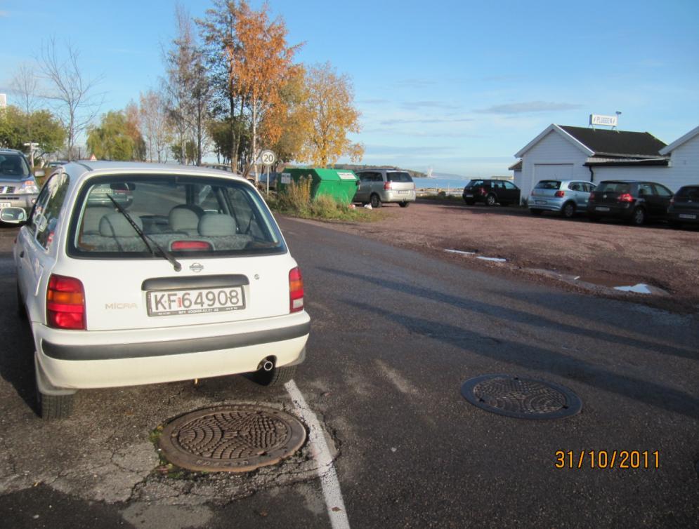 Sedimentene var sandige med en grå farge. Ingen synlige forurensninger. Bilde 3.