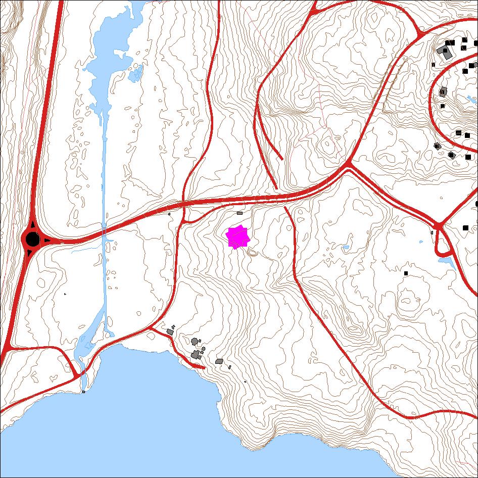 5 OMGIVELSER 5.1 Digitalt kartgrunnlag Kartet er i koordinatsystemet UTM Euref 89, sone 35. I kartet under er landingsplassen markert med rosa. Figur 5-1. Oversikt over helikopterplassens omgivelser.