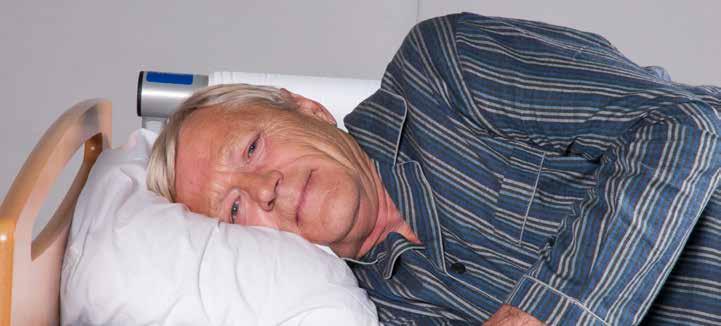 PASIENTKOMFORT Med VENDLET bedres pasientkomforten fordi: Den sengeliggende opplever en trygg og rolig vending, som er behagelig, idet lakenet understøtter kroppen i hele lengden.