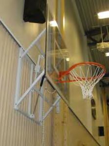 Basketplate "skole" Heisbart basketbeslag med el-motor og låsbart brytertablå for vegg eller takinnfesting.