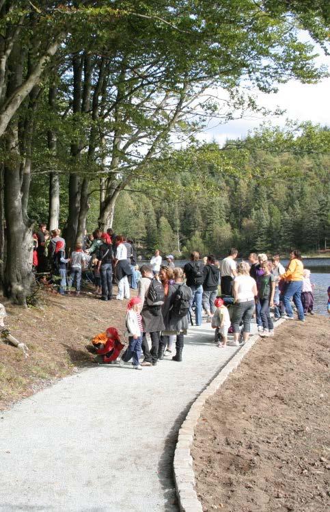 Komme til og fra holdeplass og knutepunkt På holdeplass/ knutepunkt/ terminal/stasjon Komme på