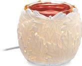Duftlampe Blader Hoveddel i keramikk med bladmotiv. Glassfat. Hvit ledning. 12 cm h.