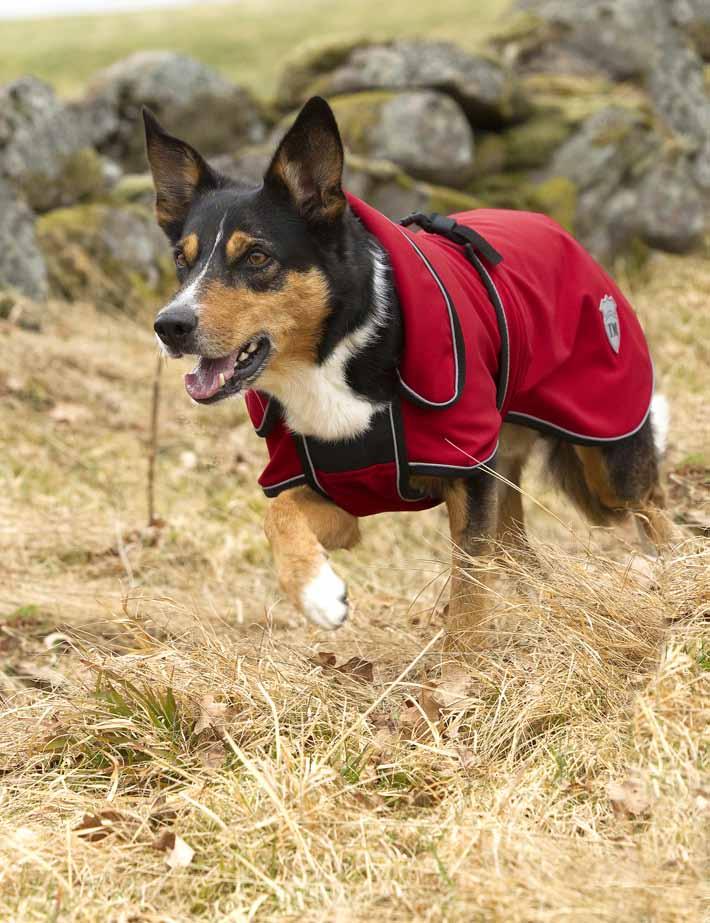 Thermo Master Softshell Sid THERMO MASTER HUNDEDEKKEN SOFTSHELL. Svært behagelig hundedekken bygd opp av tre lag, som hjelper til med å transportere bort fukt samtidig som det puster.