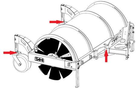 Figur 6. Plassering av smørenipler Hvis maskinen ikke skal brukes over en lengre periode skal følgende utføres: Rengjør maskinen grundig.