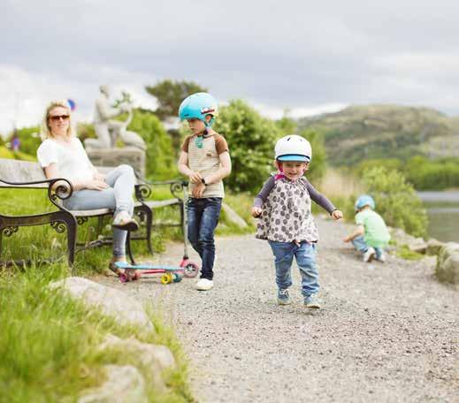 Sandvedparken starter på Ganddal og tar deg til sentrum. Her er det mye å utforske som kjekke lekeplasser langs elven og ikke minst planetstien.