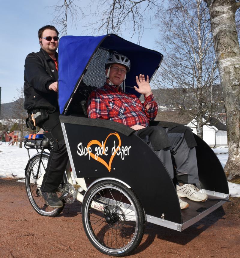 P05 Helse og omsorg: Aktive Drammen (2) Alle sykehjem har startet prosess for sertifisering til Livsgledesykehjem 11 rickshaw (sykkeldrosjer) er innkjøpt som livsgledetiltak Alle aktuelle