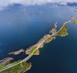 Du får også se Trondheims gater, bydeler og høydepunkter, inkludert en kort stopp på Utsikten for å beundre byen høyden. Se torsken! 11A Kristiansund 11C 11E 11F Molde Neste stopp er Kristiansund.