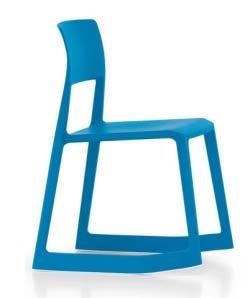 10 helstøpt helstøpt helstøpt helstøpt Stol elevrom: Helstøpt stol i polypropylen, med meier. Meiene har tilt oppover i front, og gir dermed brukeren av stolen to sitteposisjoner.
