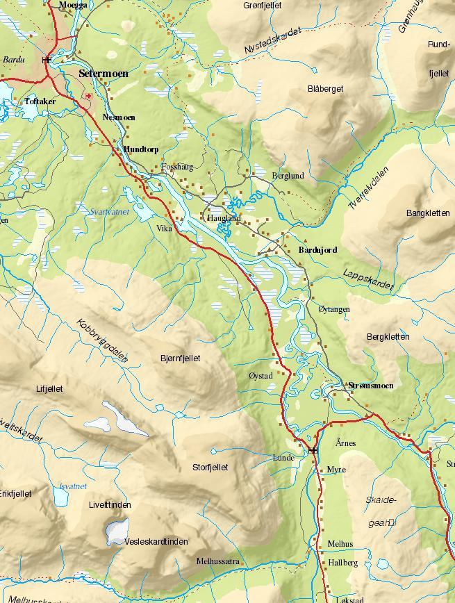 Ovenfor Strømsmo endrer elva navn til Østerdalselva, og opp til Innsetvatn/Veslvatn utgjør elva en strekning på vel 15 km der vannføringen ofte er svært lav på grunn av at restfeltet etter