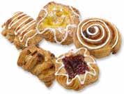 WIENERBAKST CROISSANTER MINI WIENERBRØD ASSORTERT 45 G EPD 2304335 Art. nr. 80510 Ant. pr. kartong (5x24) 120 stk. Inneholder to poser med melisglasur á 175g og en pose med lønnesirup á 150g.