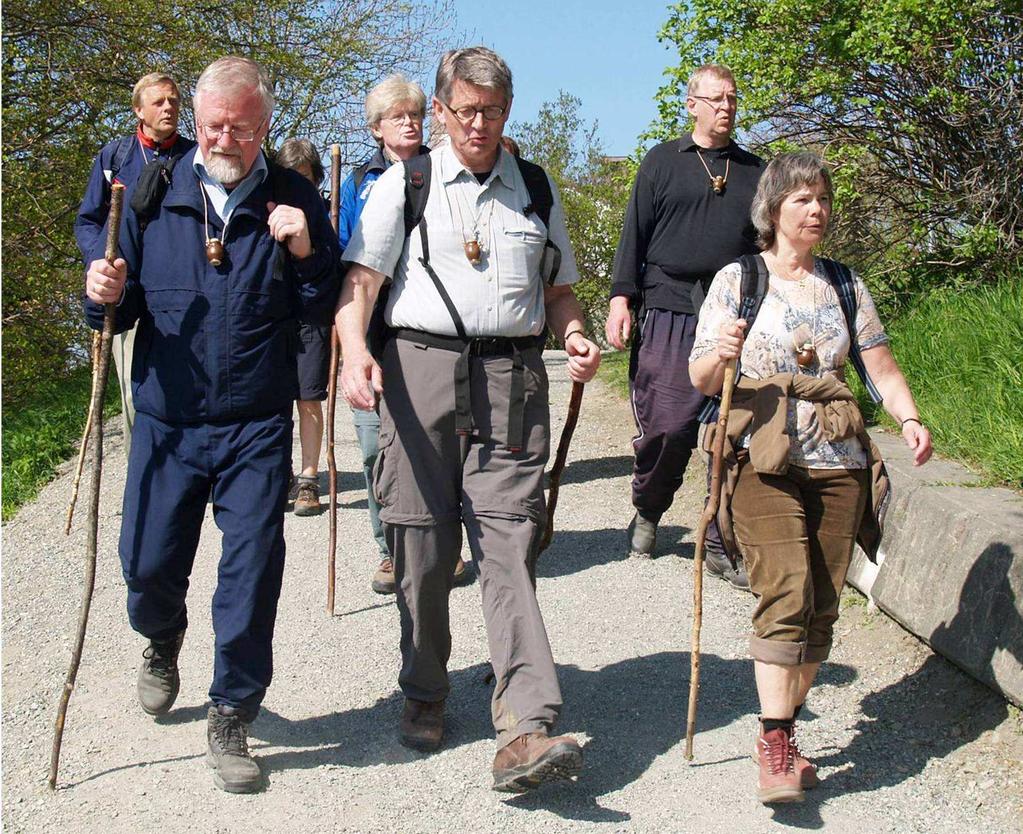 ÅRSRAPPORT Bispemøtet 2008 3. 8. mai 2008 deltok biskopene på pilegrimsvandring fra Oslo mot Nidaros Årsrapport 2008 Nedenfor er gjengitt en kortversjon av Bispemøtets årsrapport for 2008.