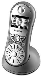 200 oppføringer u SMS (Forutsetning: CLIP tilgjengelig) u Taleoppringing u PC-grensesnitt for administrasjon av telefonbokoppføringer u Hodetelefontilkobling u Toveisradio www.siemens-mobile.