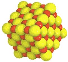 peke i de fire tetraederretningene. Det kan man bruke til å forklare formen på molekyler f.eks. at vannmolekylet (H 2 O) er vinklet, ammoniakkmolekylet (NH 3 ) pyramidalt og metan (CH 4 ) tetraedrisk.