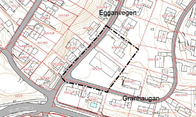 Side 3 Figur 2: Planens avgrensning Virkninger Prosjektet som er vist i planforslaget, er ikke tilpasset eksisterende bebyggelse, men framstår høyt og ruvende i forhold til nabobebyggelsen og i