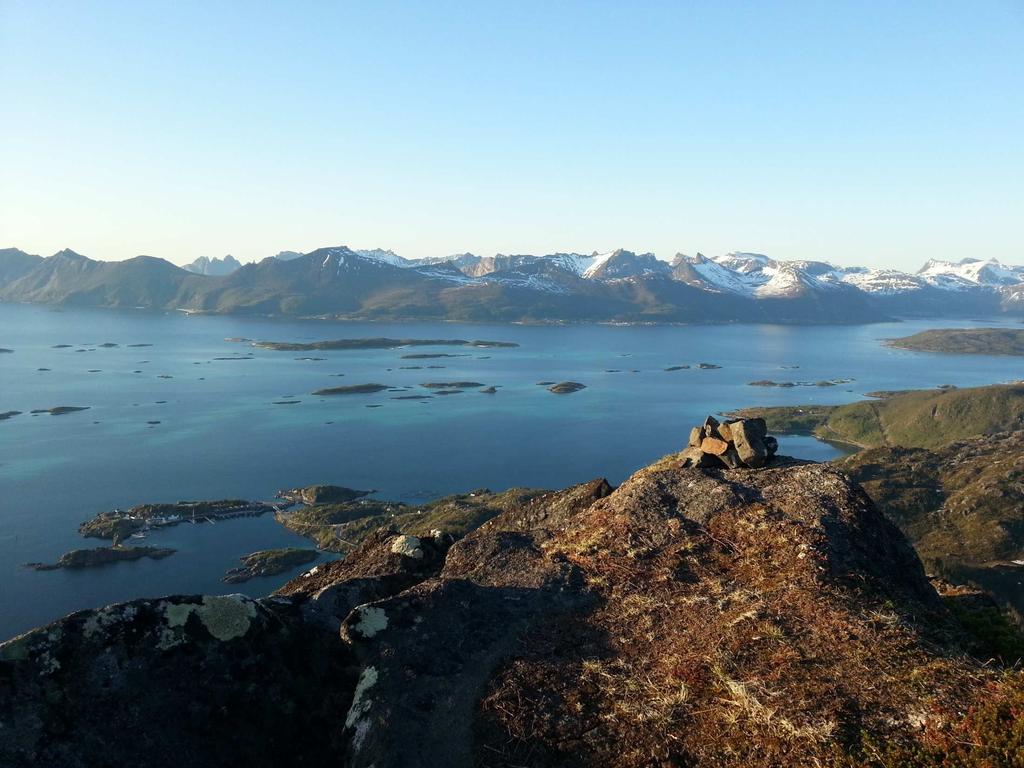Kystplan Midt- og Sør-Troms 12.02.2014 www.strr.no/kystplan Prosjektleder Malin Ek, malin@strr.no, 46638699 Forsvarsbygg pr.